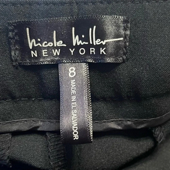 Nicole Miller wide legged dress pants in black, size 8 - Picture 2 of 4